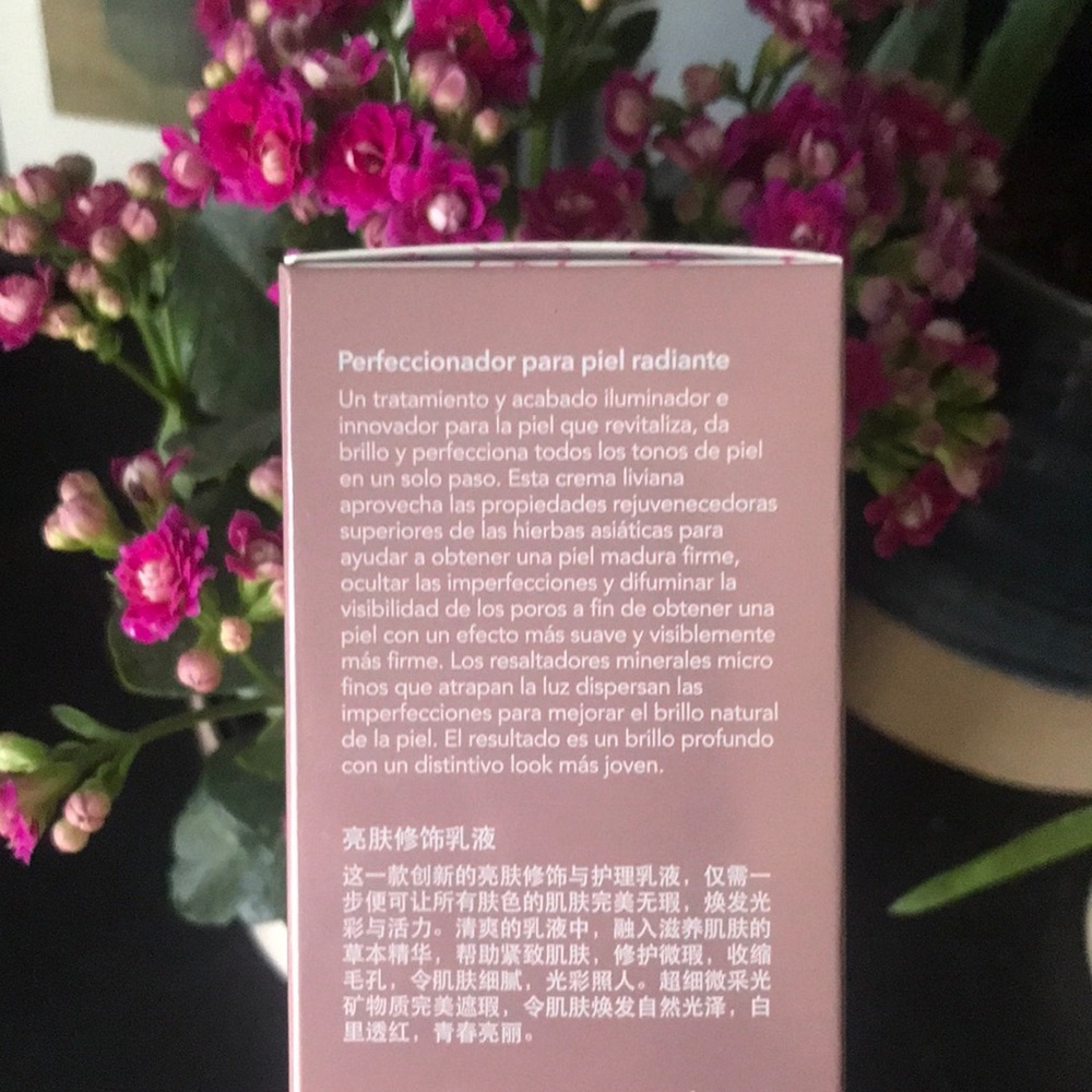 Lancer Skincare - Dani Glowing Skin Perfector - Picture 6 of 8